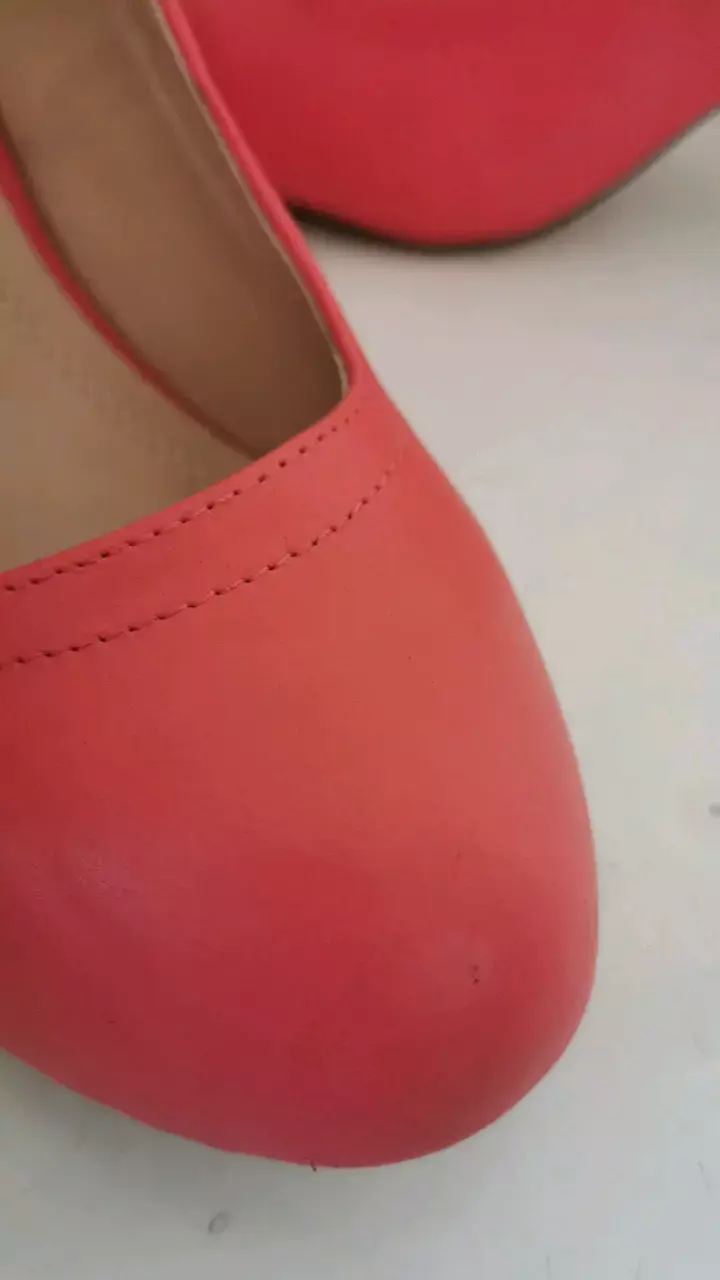 Zapatos de tacón coral Chase and Cloé - 4