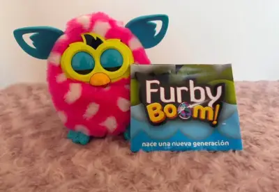 Furby Boom rosa con lunares blancos - miniatura 2