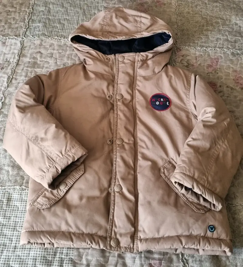 Parka infantil Mickey Mouse beige con capucha - 1