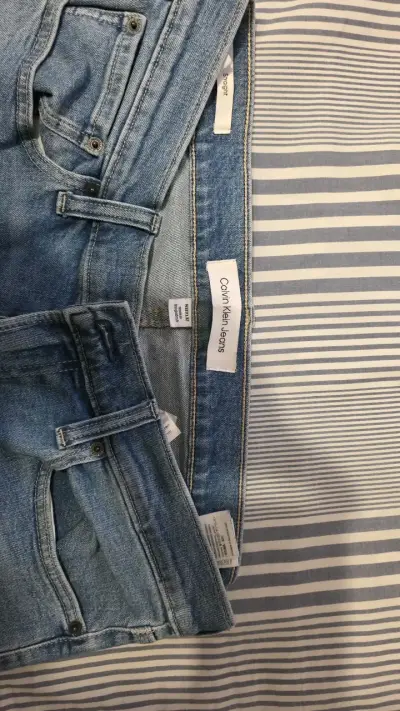 Jeans de mezclilla azul para hombre - miniatura 2