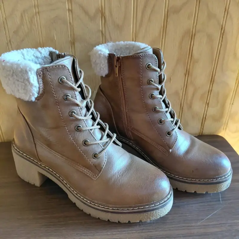 Botas cafe con forro de lana talla 36-37 - 1