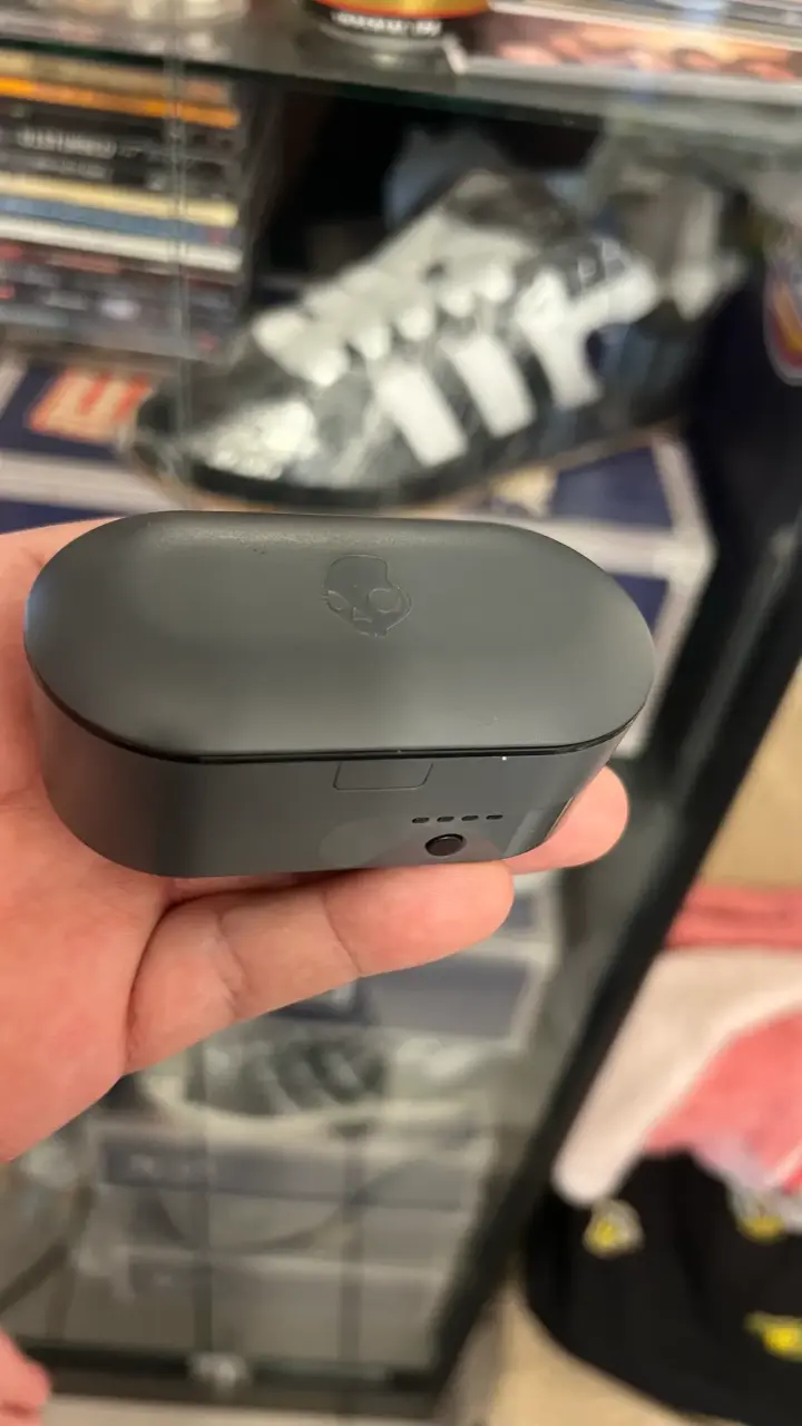 Audífonos inalámbricos Skullcandy negros - 2
