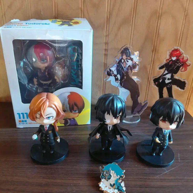 Lote de anime (Genshin, BSD, BNHA) - 1