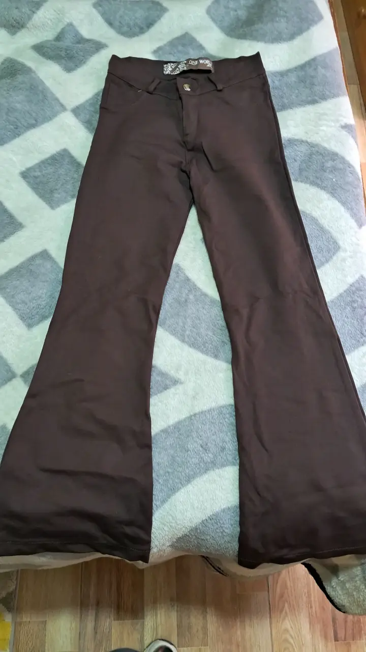 Pantalones negros One World acampanados - 4