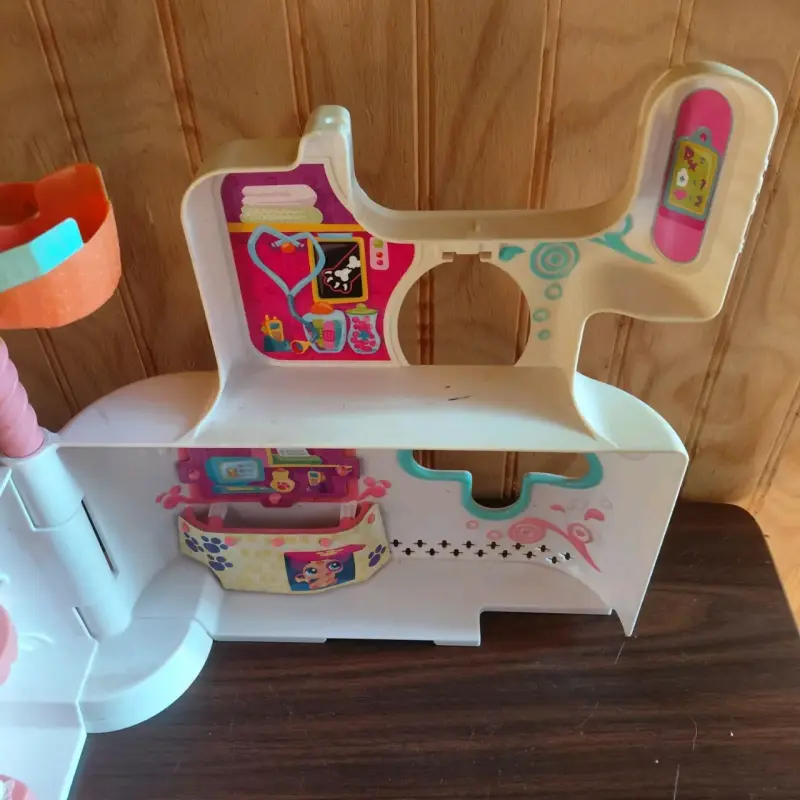 Casita de juguetes de LPS - 4