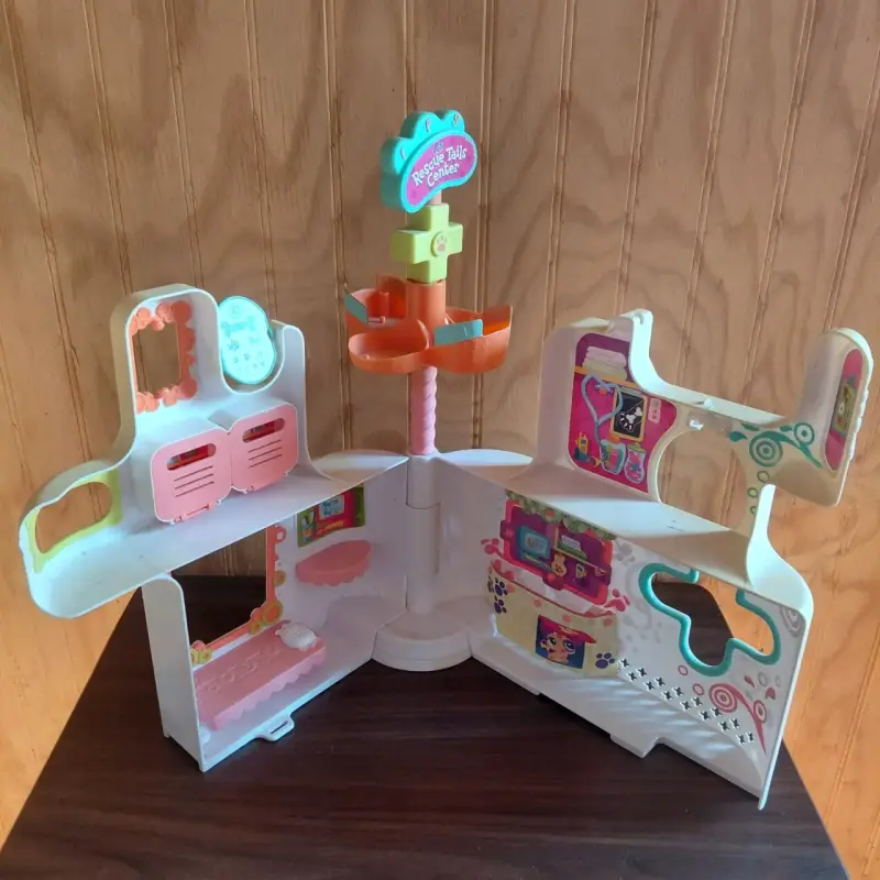 Casita de juguetes de LPS - 5