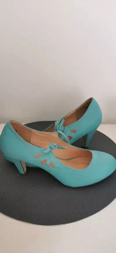 Zapatos de tacón turquesa Chase and Cloé - miniatura 1