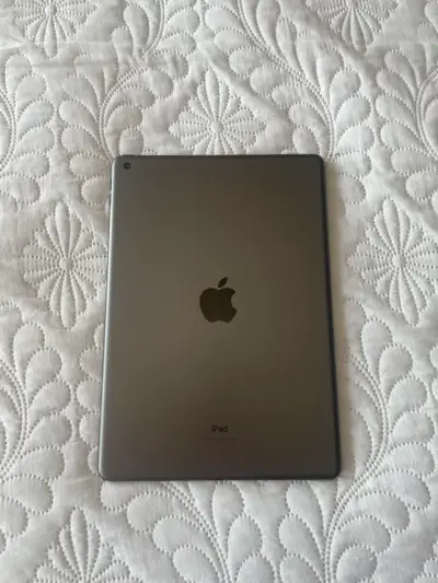 iPad 9na Generación en perfecto estado - miniatura 2