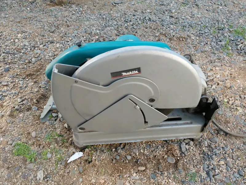 Sierra circular Makita de alta potencia - 3