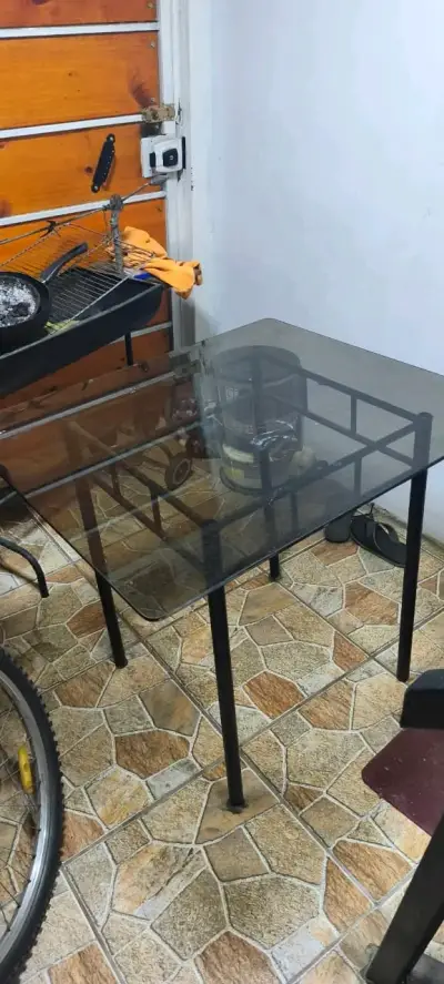 Mesa de vidrio - miniatura 1