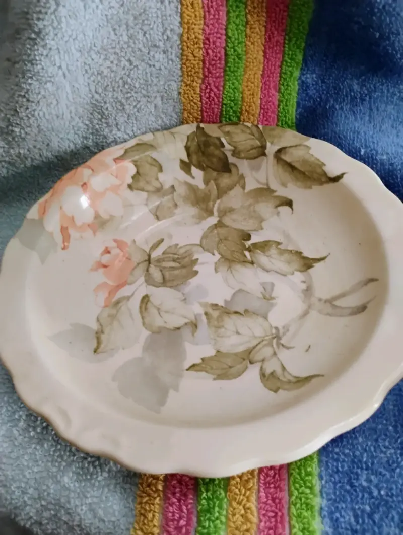 Jarra de cerámica floral con plato - 2