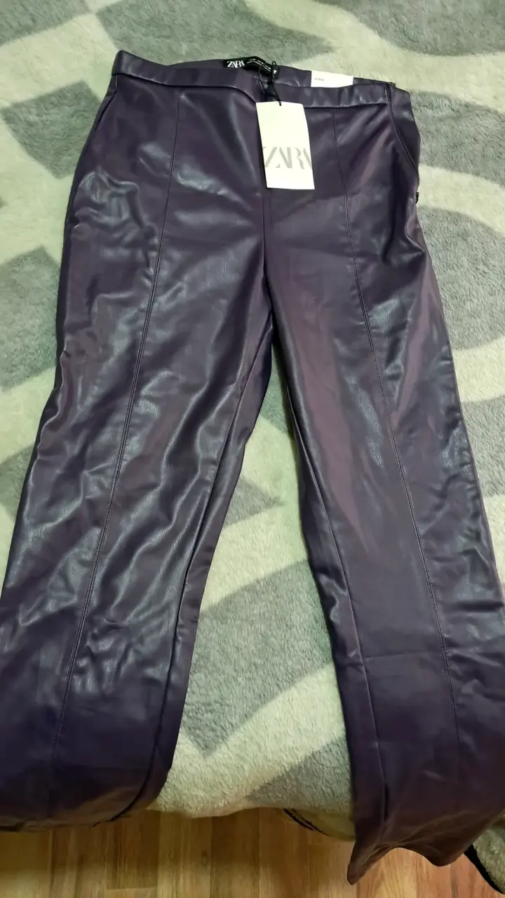 Pantalones de cuero morado Zara nuevos - 2