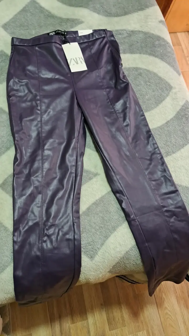 Pantalones de cuero morado Zara nuevos - 3