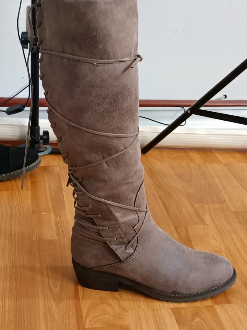Botas cuero marrón con cordones - 1