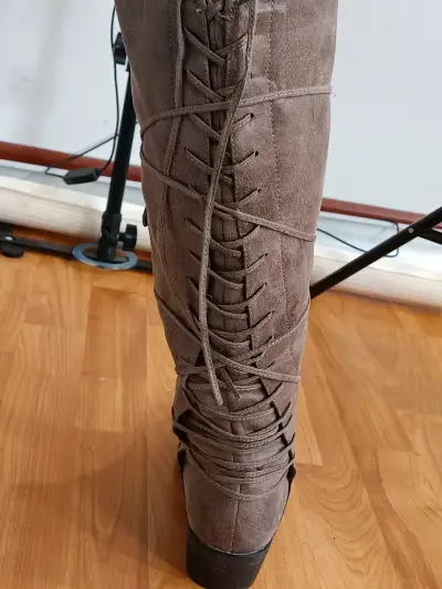 Botas cuero  marrón con cordones - miniatura 2