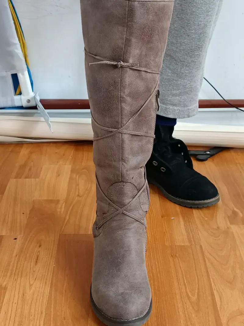 Botas cuero marrón con cordones - 3