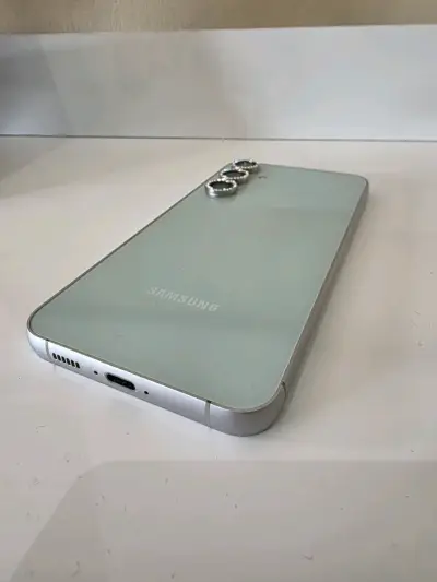 Samsung Galaxy S23fe - miniatura 3