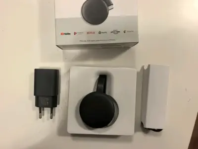 Google Chromecast 3 con caja y accesorios - miniatura 1