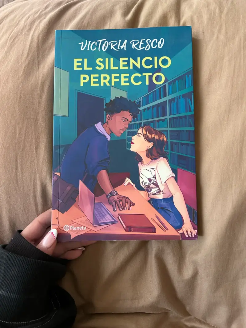 Libro 'El Silencio Perfecto' de Victoria Resco - 1