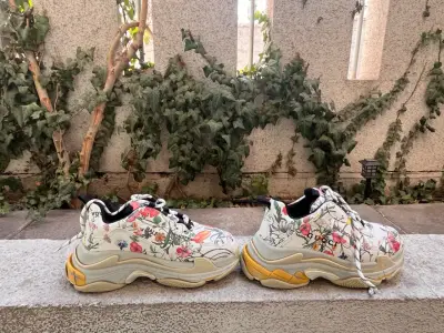 Zapatillas Gucci  florales de diseñador número 38 - miniatura 1