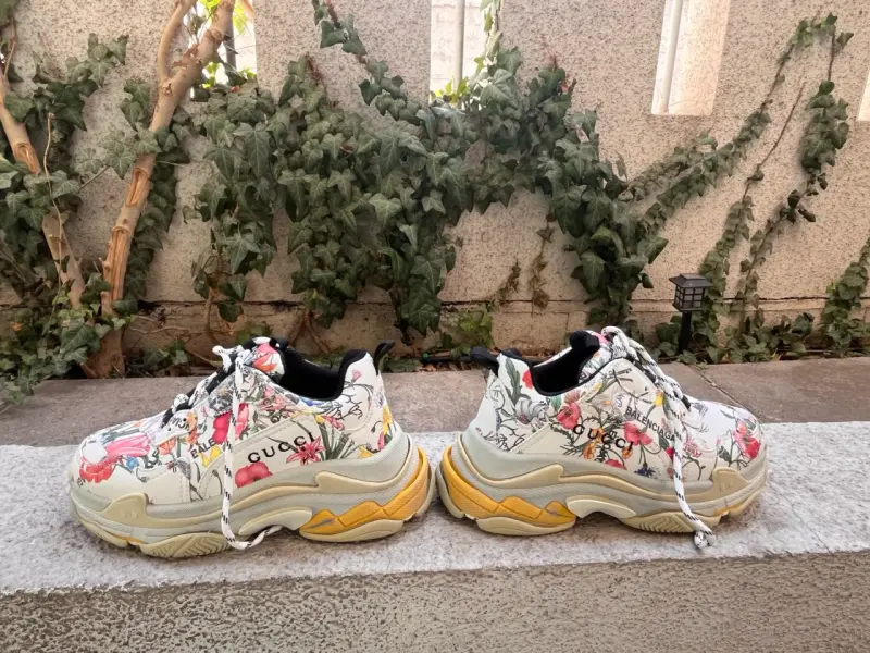 Zapatillas Gucci  florales de diseñador número 38 - 6