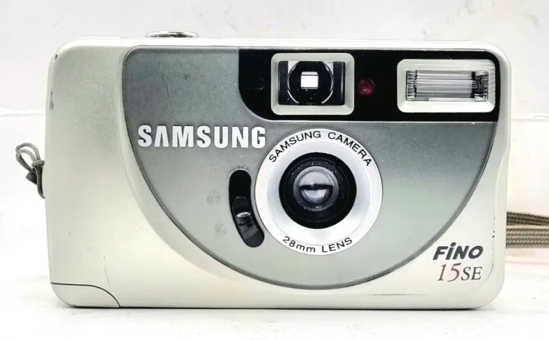 Cámara analógica Samsung Fino 15SE - 1
