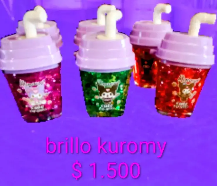 Brillos labiales de niñas