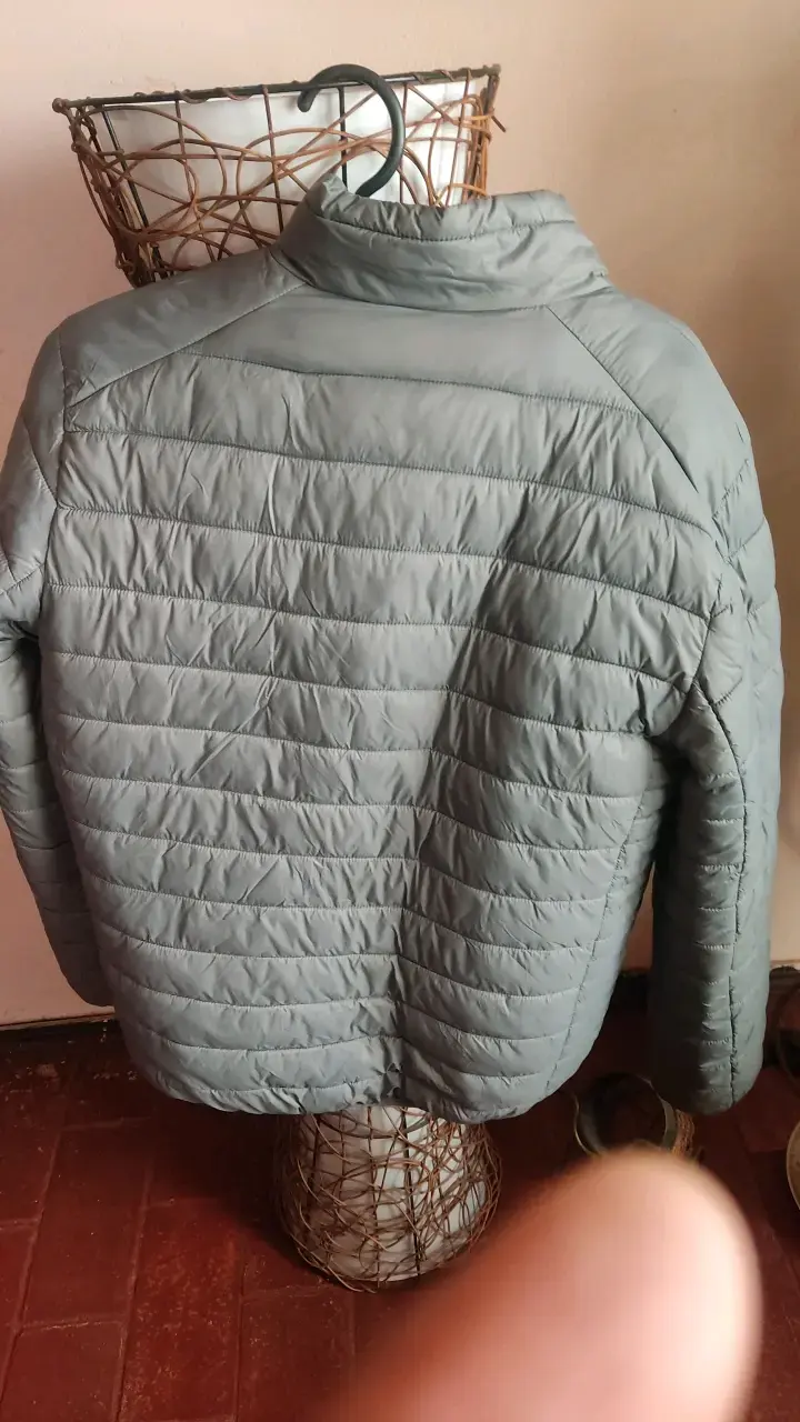 Chaqueta acolchada gris para hombre - 2