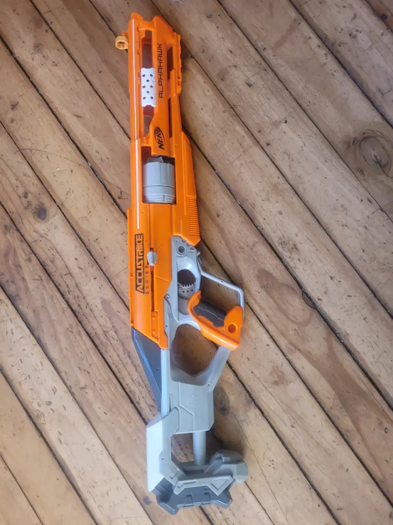 Lanzador Nerf N-Strike Alphahawk naranja