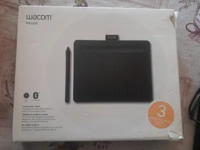 Tableta gráfica Wacom Cable Usb y Bluetooth - miniatura 1