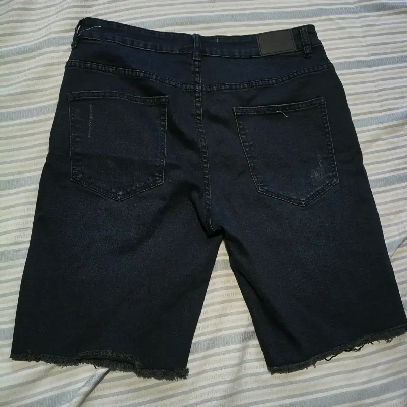 Bermudas de mezclilla Foster desgastadas - 3