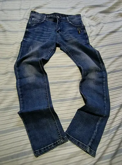 Jeans de mezclilla azul para hombre - miniatura 1