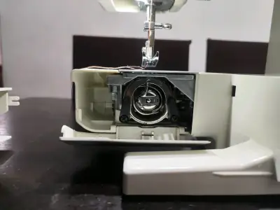 Máquina de coser Singer Promise blanca - miniatura 2