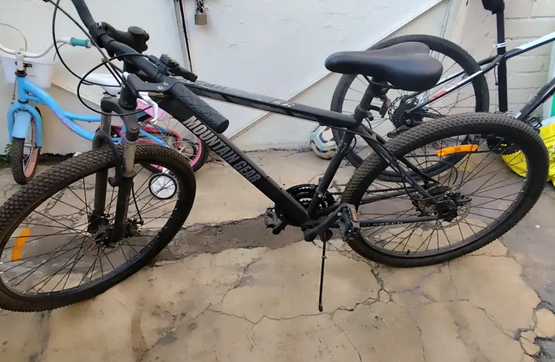 Bicicleta Mountain Gear negra 21 velocidades