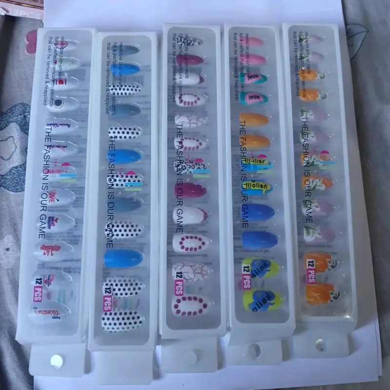 Set de uñas postizas decoradas Elly - 2