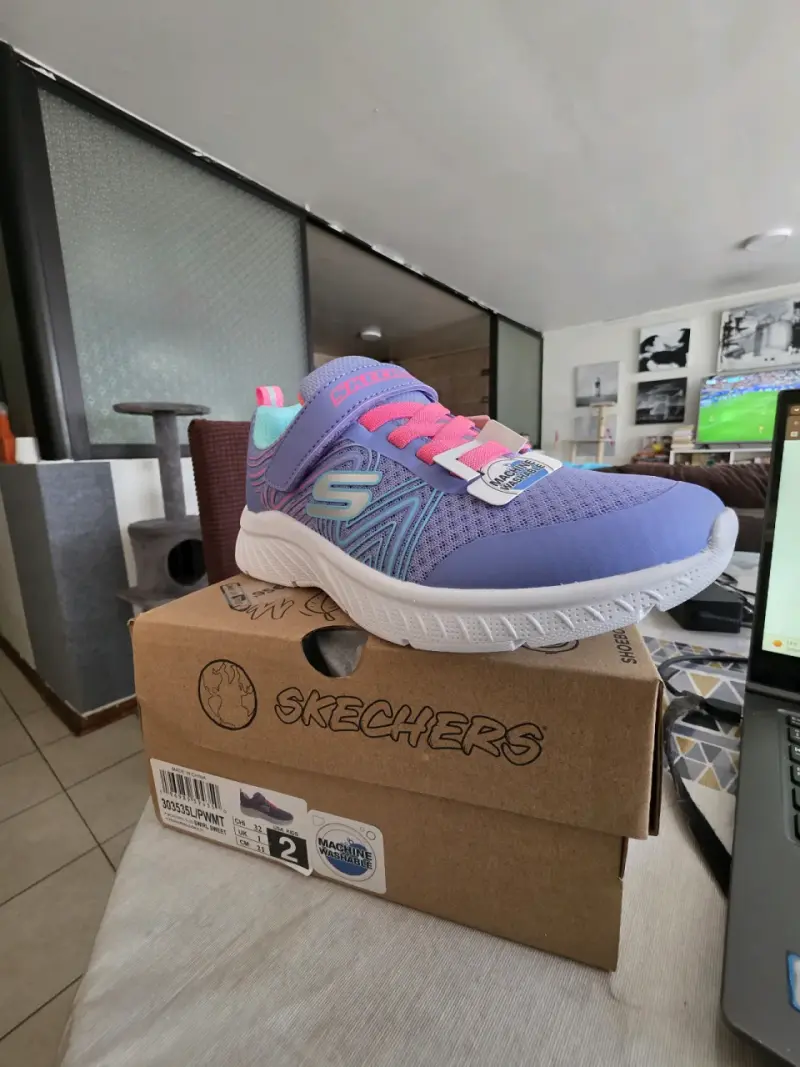 Zapatillas Skechers Niña Morada y Rosa