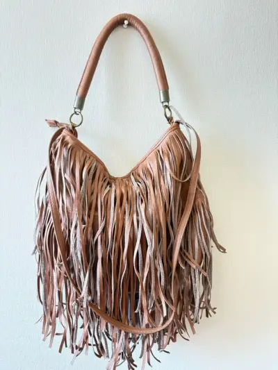 Bolso de sintético con flecos marrón - miniatura 1