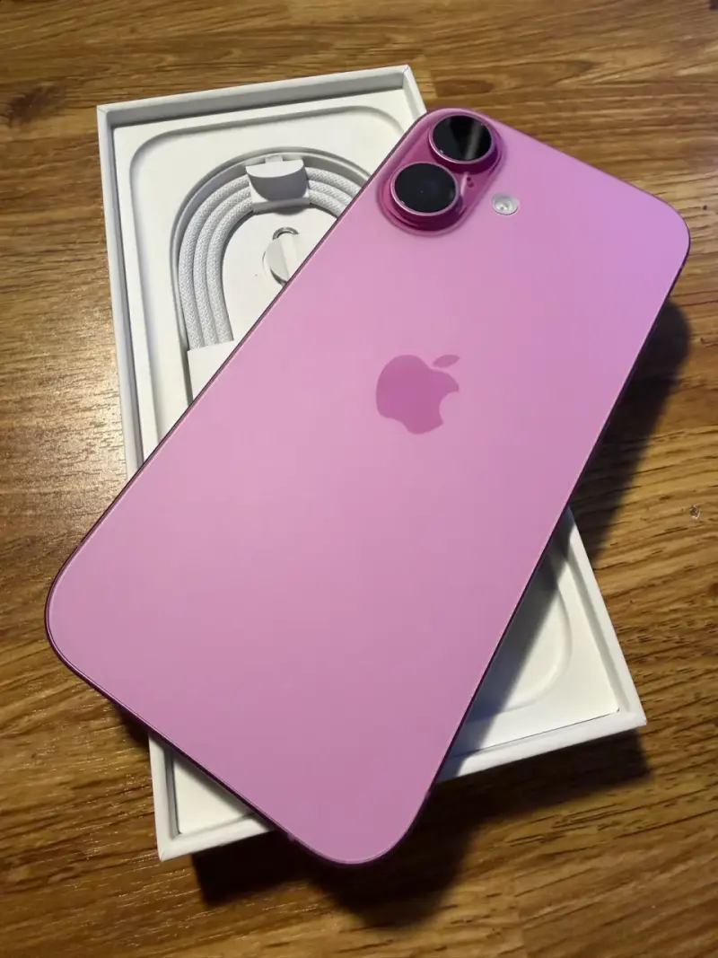 iPhone 16 rosado - 6
