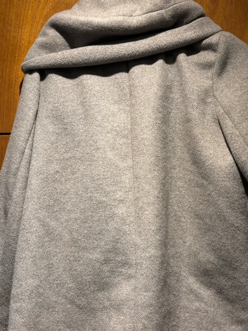 Abrigo gris de lana Zara para mujer - 4