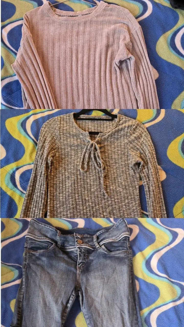 Pack Jeans de mezclilla azul y 2 sweaters. - 1