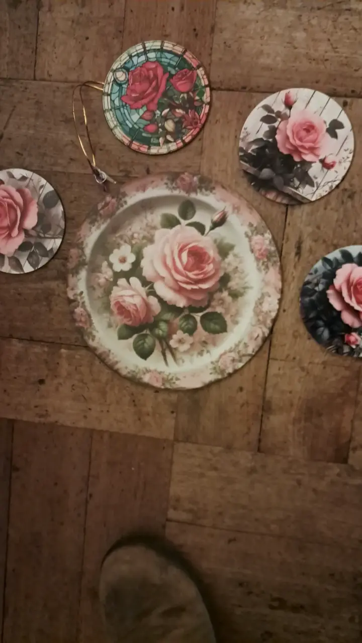 Set decorativos con diseño floral - 1