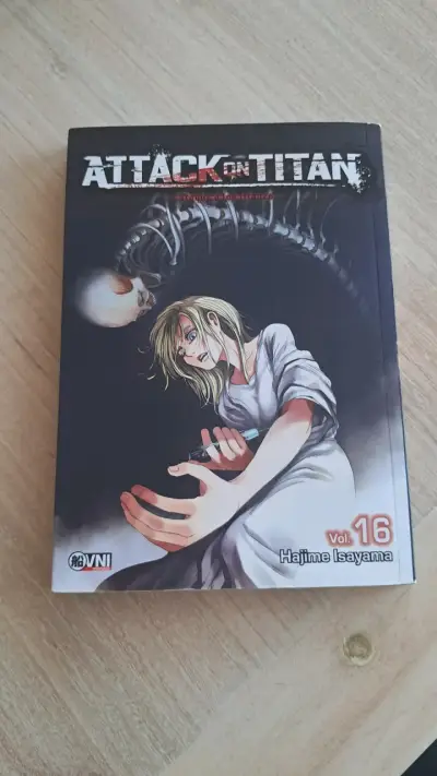 Manga Attack on Titan Vol. 16 - miniatura 1