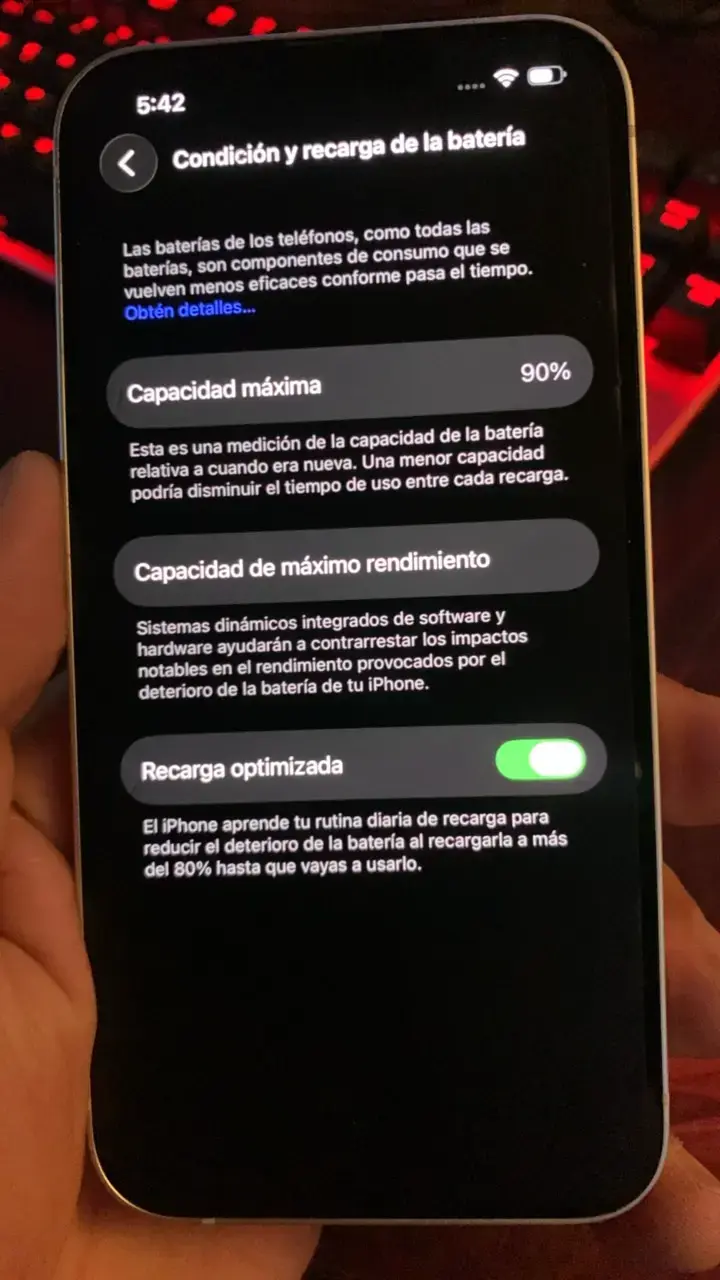 Smartphone con pantalla táctil en buen estado - 5