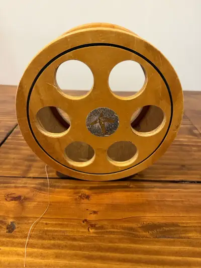 Carrete vintage de madera - miniatura 1