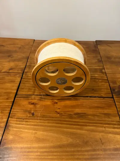 Carrete vintage de madera - miniatura 2