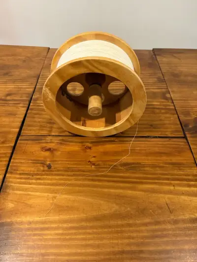 Carrete vintage de madera - miniatura 3
