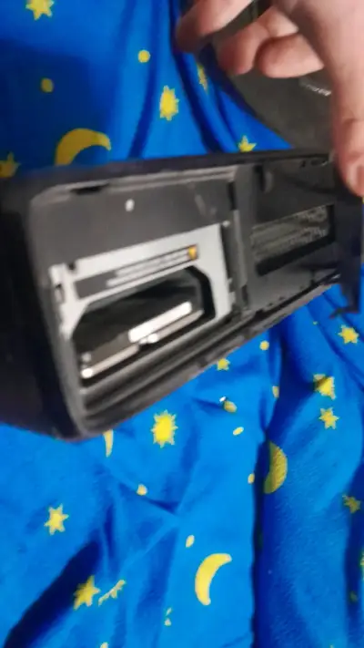 Consola Xbox 360 S en estado mas o menos - miniatura 3