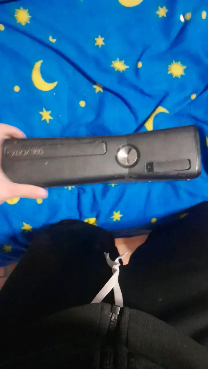 Consola Xbox 360 S en estado mas o menos - 4