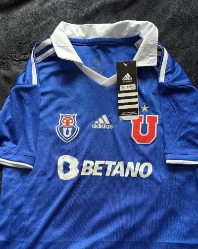 Camiseta  Universidad de Chile talla 14 - miniatura 1