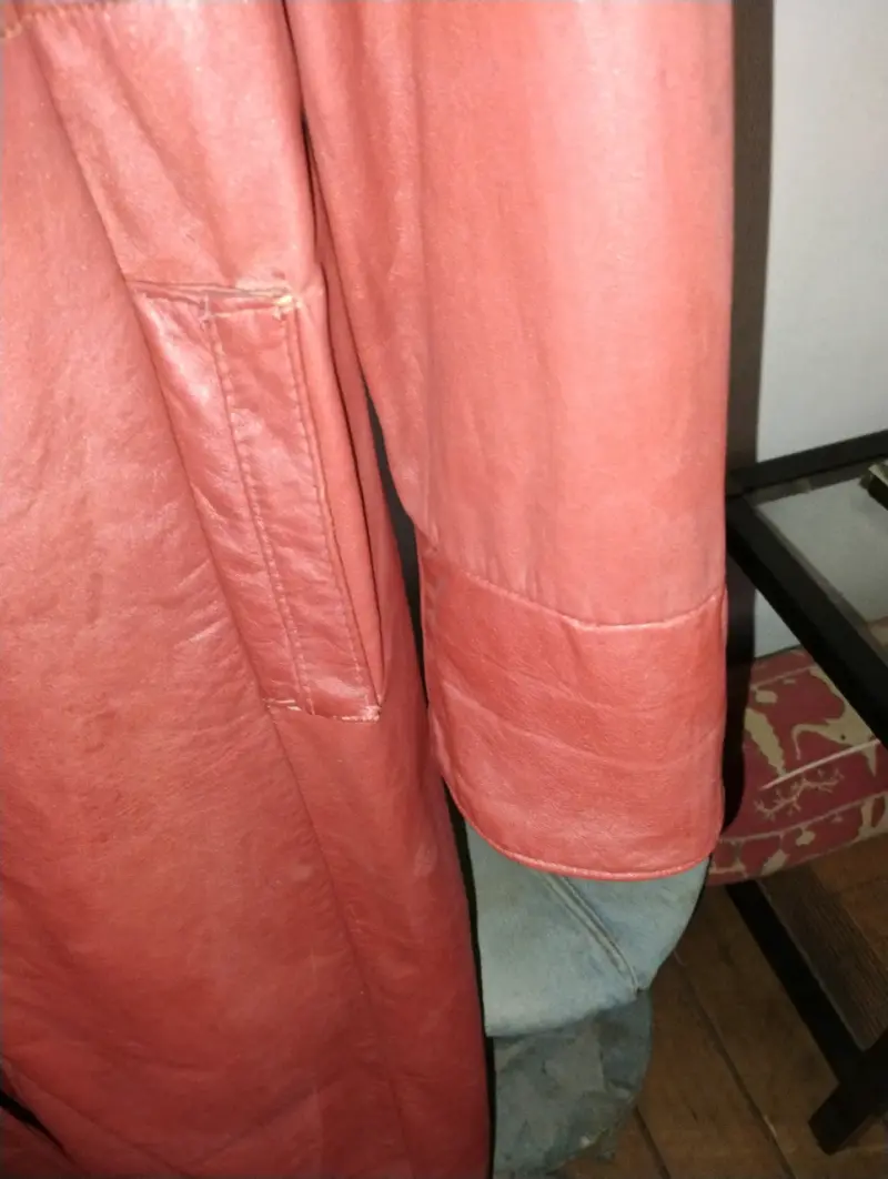 Chaqueta de cuero genuino hecha en Uruguay - 4